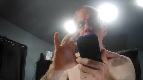 Snapshot of fantasyresort chatting on 09/29/25, 03:00 fantasyresort online show from 09/29/25, 03:00