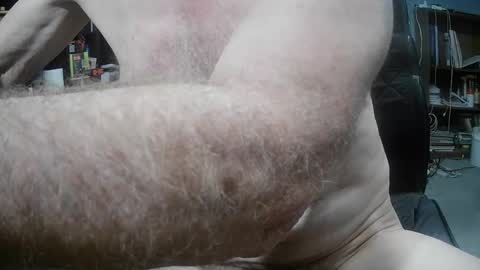 Snapshot of fantasyresort chatting on 10/04/25, 03:26 fantasyresort online show from 10/04/25, 03:26