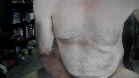 Snapshot of fantasyresort chatting on 11/06/25, 04:13 fantasyresort online show from 11/06/25, 04:13