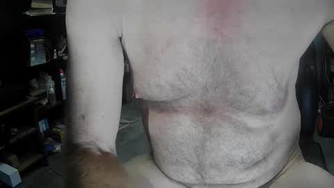 Snapshot of fantasyresort chatting on 11/07/25, 04:34 fantasyresort online show from 11/07/25, 04:34