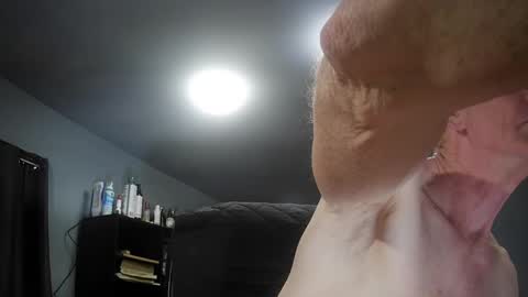 Snapshot of fantasyresort chatting on 11/10/25, 04:00 fantasyresort online show from 11/10/25, 04:00