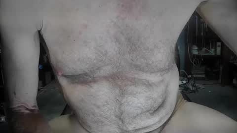 Snapshot of fantasyresort chatting on 11/27/25, 04:36 fantasyresort online show from 11/27/25, 04:36