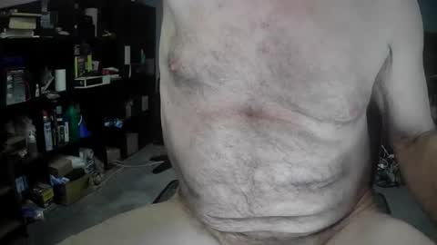 Snapshot of fantasyresort chatting on 11/29/25, 05:10 fantasyresort online show from 11/29/25, 05:10