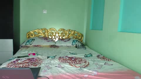 Snapshot of farfalina_hot chatting on 03/08/26, 05:00 farfalina online show from 03/08/26, 05:00