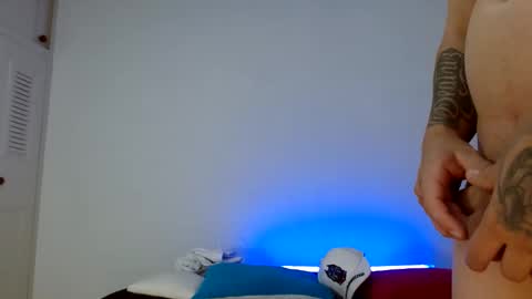 Snapshot of farichell chatting on 03/19/26, 08:24 fari online show from 03/19/26, 08:24