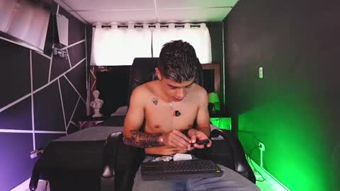 Snapshot of farid_jake_ chatting on 01/04/25, 07:44 farid_jake_ online show from 01/04/25, 07:44