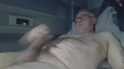 Snapshot of farko6 chatting on 11/20/25, 09:25 farko6 online show from 11/20/25, 09:25