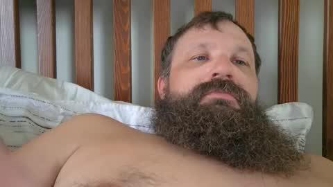 Snapshot of farm2boy chatting on 02/18/26, 06:59 Farm2boy online show from 02/18/26, 06:59