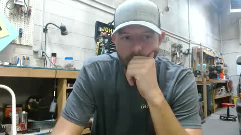 farmboy4720 online show from 09/13/25, 02:17