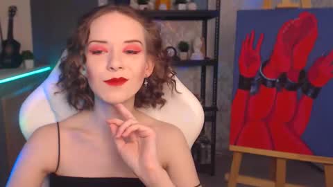 Fascinating   Eyes online show from 11/20/25, 07:35