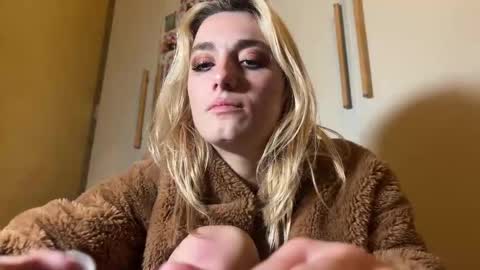 Gattino online show from 11/09/25, 02:43