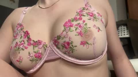 Snapshot of faseremx chatting on 04/04/26, 07:22 Gattino online show from 04/04/26, 07:22