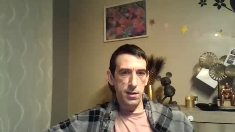 Snapshot of fasterlife chatting on 01/12/25, 05:56 Fastlife online show from 01/12/25, 05:56