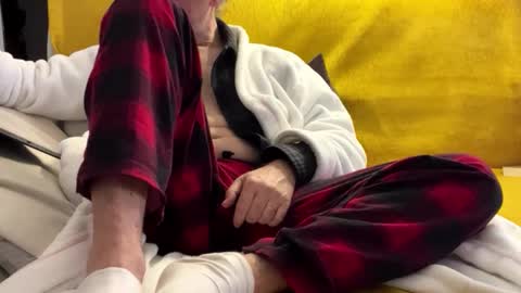 Snapshot of fastuga24 chatting on 02/05/26, 11:26 Fastuga24 online show from 02/05/26, 11:26