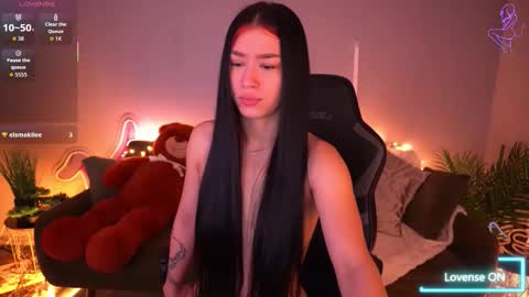 Snapshot of fatalenellie chatting on 02/06/26, 09:51 Nellie online show from 02/06/26, 09:51