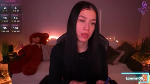 Snapshot of fatalenellie chatting on 02/20/26, 09:37 Nellie online show from 02/20/26, 09:37