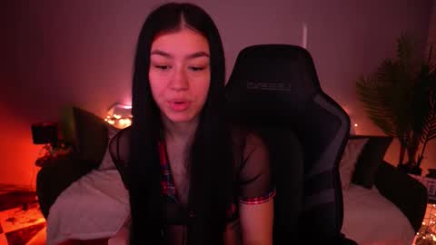 Snapshot of fatalenellie chatting on 03/19/26, 11:31 Nellie online show from 03/19/26, 11:31