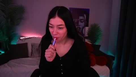 Snapshot of fatalenellie chatting on 04/01/26, 09:12 Nellie online show from 04/01/26, 09:12