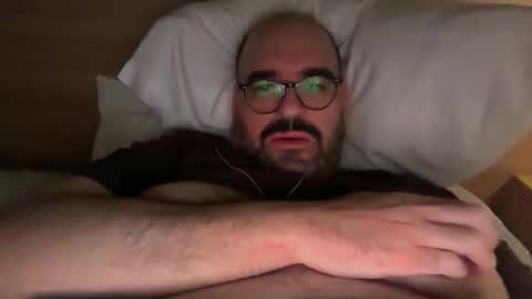 Snapshot of fatandfurry chatting on 10/12/25, 12:53 Mammouth online show from 10/12/25, 12:53