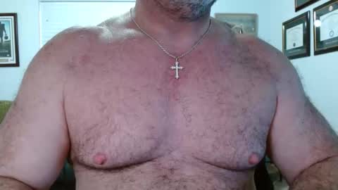 Snapshot of fatboys8705 chatting on 02/05/26, 10:47 fatboys8705 online show from 02/05/26, 10:47