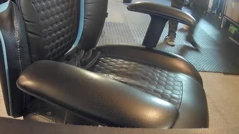 fatdick4u2c81 online show from 02/09/26, 03:27