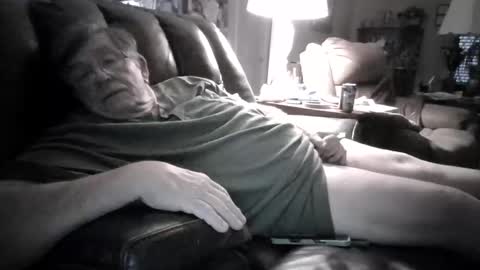 Snapshot of fatdickad chatting on 04/21/26, 11:16 fatdickad online show from 04/21/26, 11:16