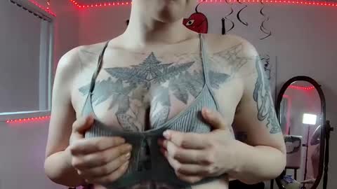 Snapshot of fate_fletcher chatting on 03/09/25, 01:25 fate_fletcher online show from 03/09/25, 01:25