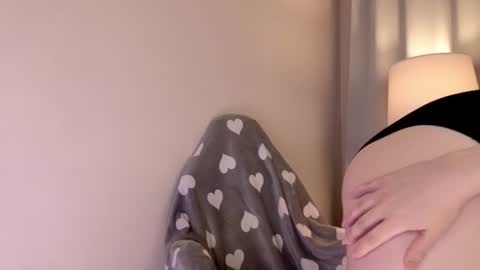 Snapshot of fatinsey chatting on 07/20/26, 10:39 Tina online show from 07/20/26, 10:39