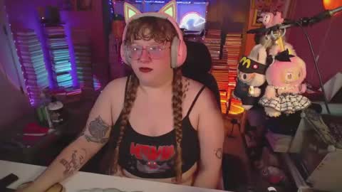 Snapshot of fatveronica chatting on 07/31/26, 06:51 FatVeronica online show from 07/31/26, 06:51