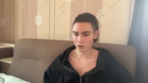 Faust online show from 04/07/26, 02:28