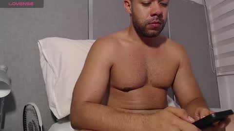 Snapshot of faustosaenz chatting on 01/25/25, 12:59 FAUSTO online show from 01/25/25, 12:59