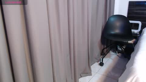 Snapshot of faustosaenz chatting on 11/24/25, 03:56 FAUSTO online show from 11/24/25, 03:56