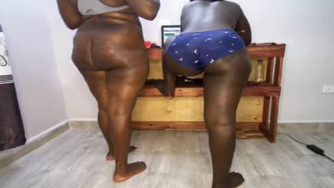 favgal online show from 02/26/25, 01:52