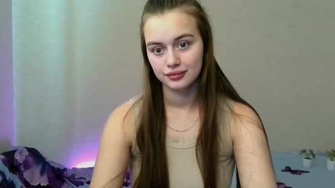 Snapshot of favorite_lovely_geneva chatting on 03/08/25, 07:16 Jasminefeelings online show from 03/08/25, 07:16