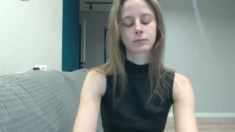 favoriteyour online show from 11/12/25, 05:08