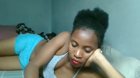 fayence09 online show from 09/25/25, 06:50