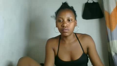 fayence09 online show from 10/21/25, 12:17