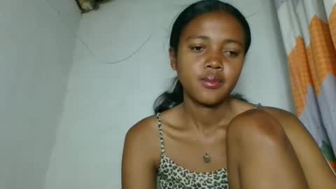 fayence09 online show from 11/03/25, 12:57