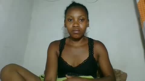 fayence09 online show from 11/17/25, 06:03