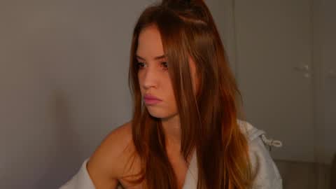 Snapshot of fazeyj chatting on 12/02/24, 07:03 FazeyJ online show from 12/02/24, 07:03