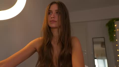 Snapshot of fazeyj chatting on 09/16/25, 06:14 FazeyJ online show from 09/16/25, 06:14