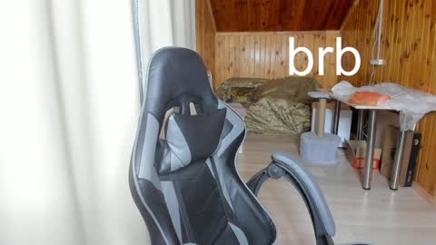 Snapshot of fcherthth chatting on 12/16/24, 09:20 Mark online show from 12/16/24, 09:20