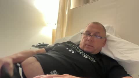 Snapshot of fdguy44 chatting on 06/12/26, 06:56 K online show from 06/12/26, 06:56