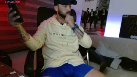 Snapshot of federico_ojitosverdes chatting on 03/01/26, 05:20 Federico Ofarrel online show from 03/01/26, 05:20