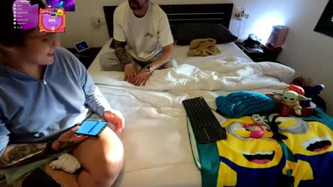 federosario2123 online show from 01/22/25, 04:02