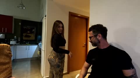 federosario2123 online show from 02/03/25, 05:46