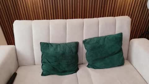 Feelena online show from 02/10/26, 04:44