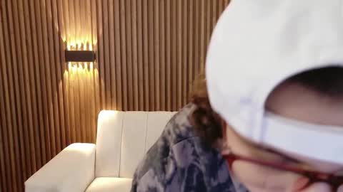 Feelena online show from 02/16/26, 05:53