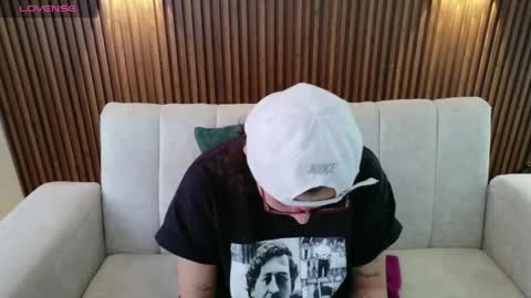 Snapshot of feelina_firesoul chatting on 05/21/26, 02:57 Feelena online show from 05/21/26, 02:57