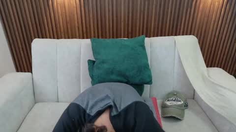 Snapshot of feelina_firesoul chatting on 06/07/26, 05:16 Feelena online show from 06/07/26, 05:16